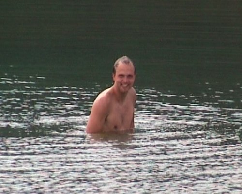 Leiting naked